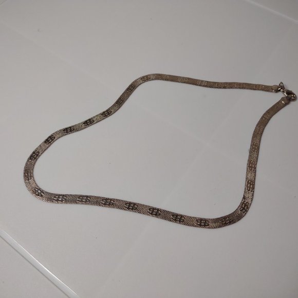 17.5 Inch Snake Chain With Dollar Signs - Picture 2 of 14